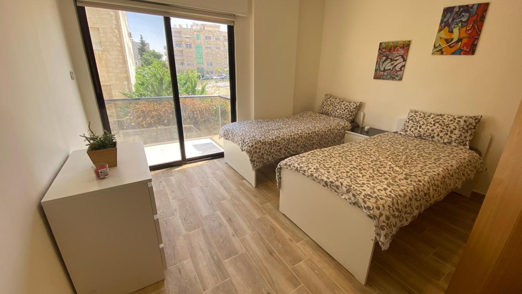 Dair Ghbar Apartment Αμμάν Δωμάτιο φωτογραφία